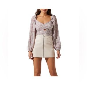 ASTR the Label Plisse Print Blouse Floral Puff Sleeve Top Purple Size Small